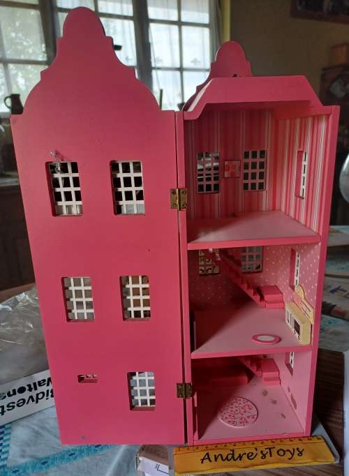 Woolworth's wooden apartment ~ Hand Made
