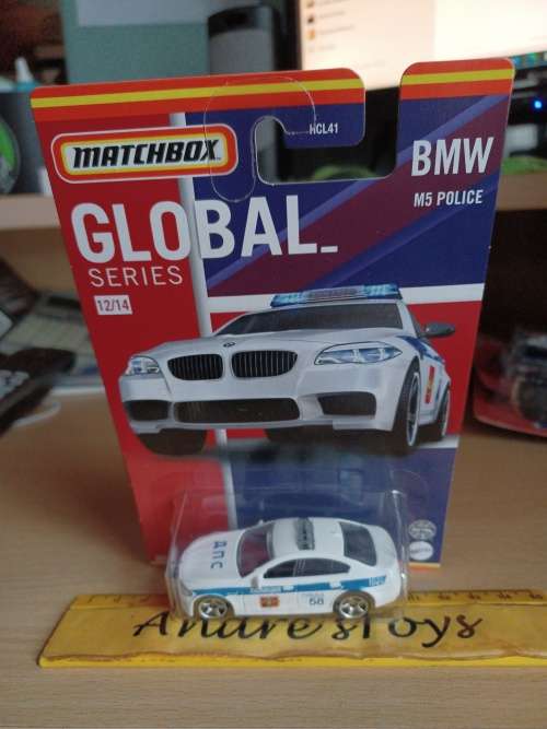 2021 Matchbox global ~ 12/14 BMW M5 Police ~ Mint on Long card
