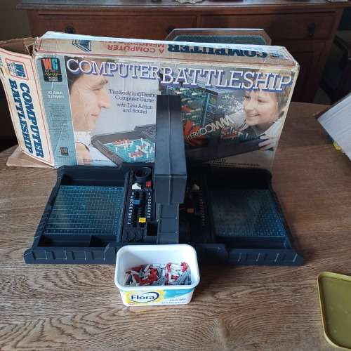 Vintage 1977 MB Games Computer Battleship Boxed see description