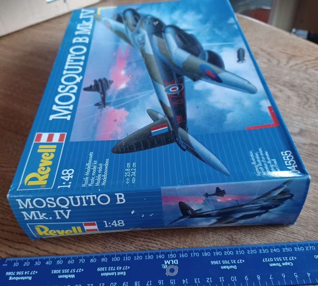 Revell Model Kit ~ Mosquito B Mk.IV ~ 1:48 Scale No04555