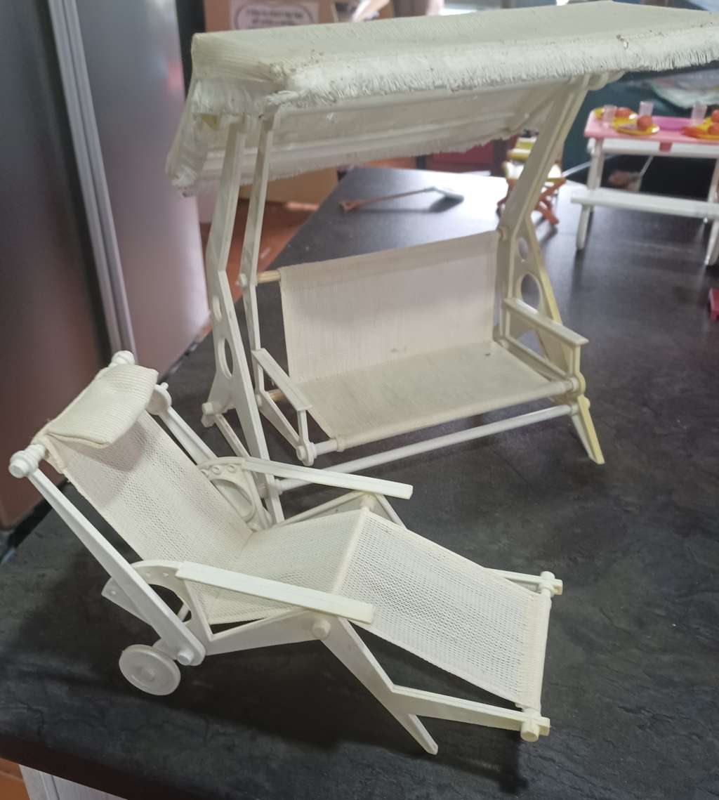 Vintage Barbie - Garden Furniture