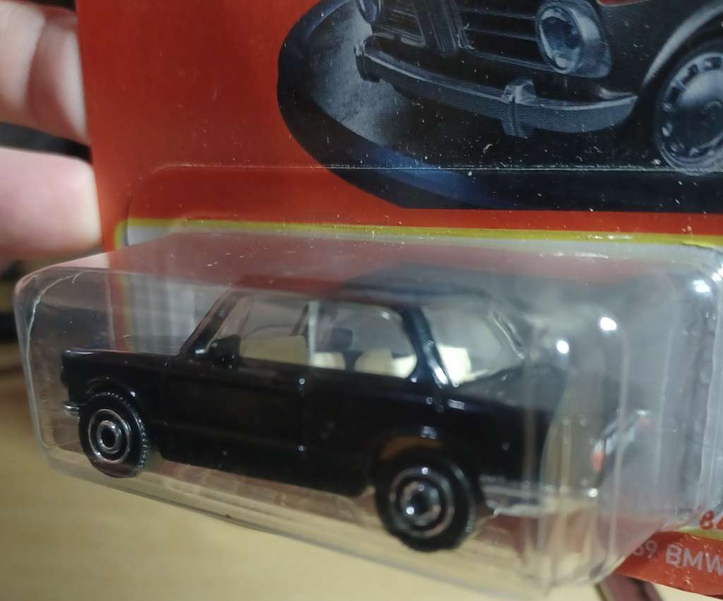 2021 Matchbox `Short Card` ~ No84/100 1969 BMW 2002