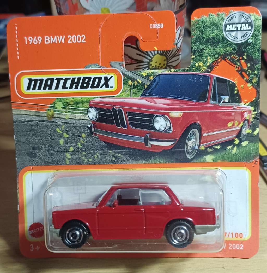 2022 Matchbox `Short Card` ~ No87/100 1969 BMW 2002
