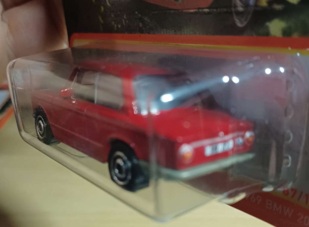 2022 Matchbox `Short Card` ~ No87/100 1969 BMW 2002