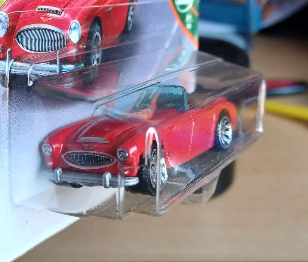 2018 Matchbox ~ 87/100 ~ 63 Austin Healey Roadster ~ Mint on Short card