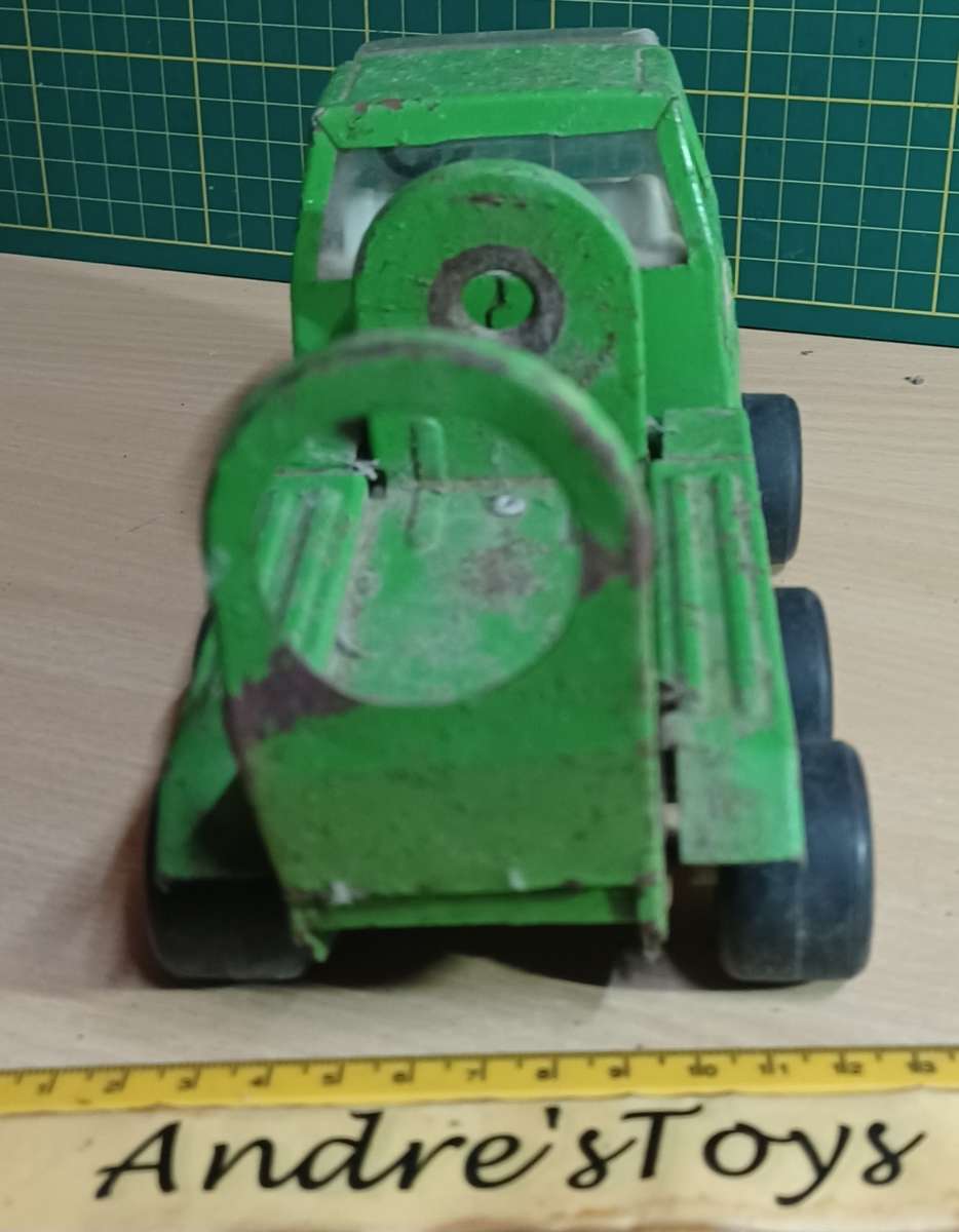 Vintage Metal (tin-plate) Cement truck