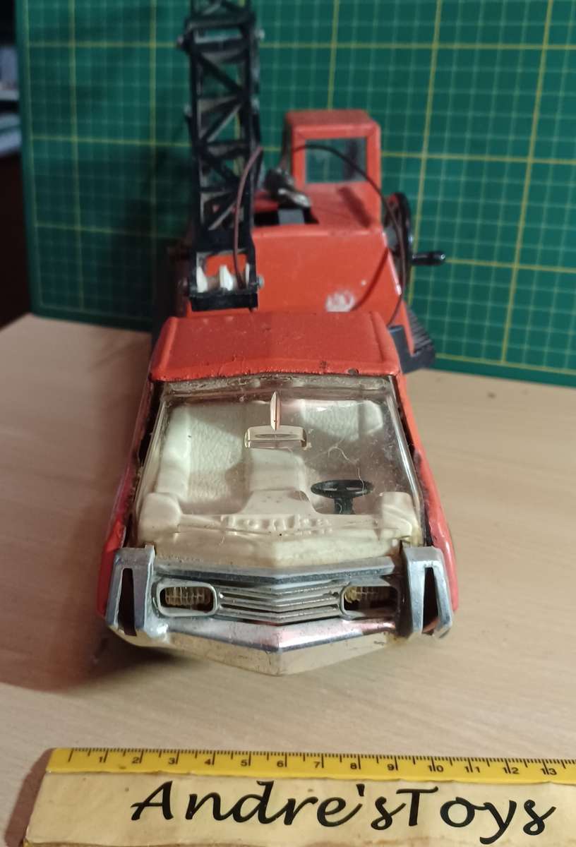 VINTAGE METAL (tin-plate) TONKA ~ crane