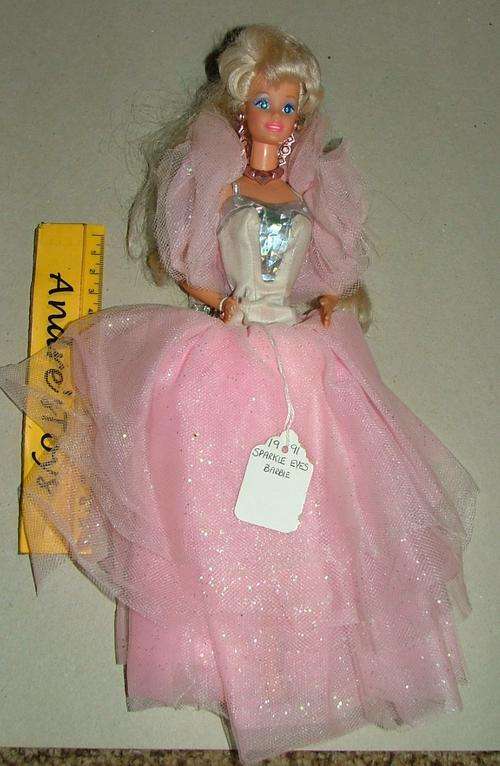 Barbie Doll: 1991 Sparkle eyes Barbie