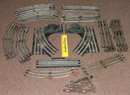 Lionel 3 Rail O Gauge  - tinplate - 45 pieces