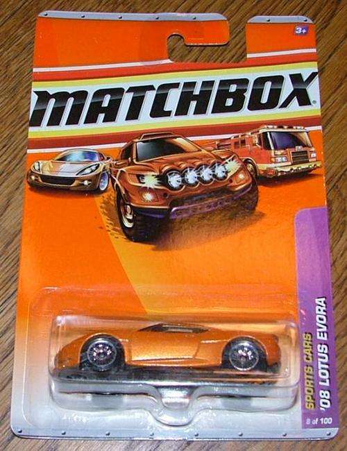 2009 Matchbox No8 / 100 '08 Lotus Evora - Mint on long card
