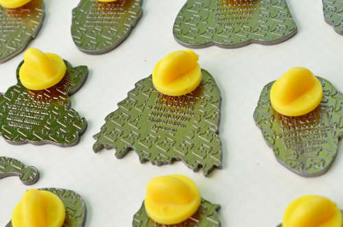 DC Comics Warner Comic Con 2018 exclusive Limited Edition collectors pins and set of stamps