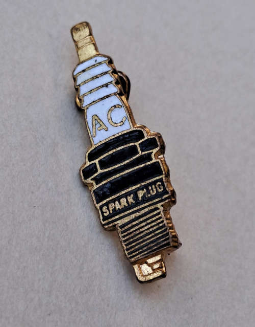 Car industry rare (Lot of 10) pin badges  Petroleum, Spark Plugs, Tyres, AA membership