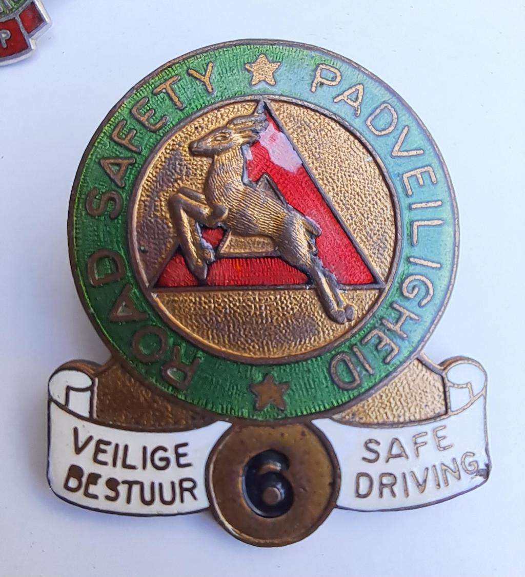 S.A R. Railway 5-Year Safety badge (sterling silver hallmarking) + 9 x SA Road Safety pin badges