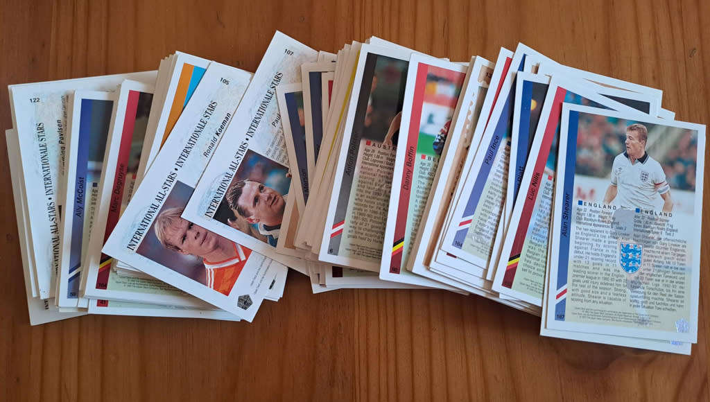 1993 Upper Deck World Cup USA 94 Soccer Collector Cards (124 in total) Includes the Escobar card