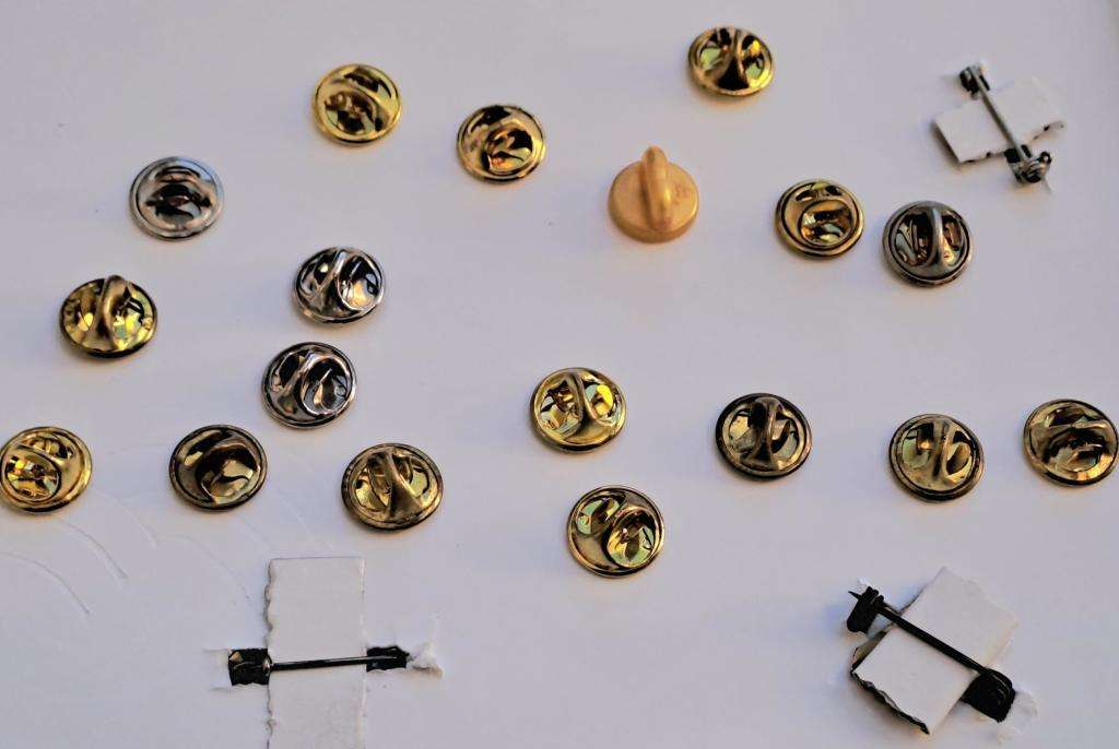 Beer pin badges German and other European beers plus 2 x Castle Lager pin badges