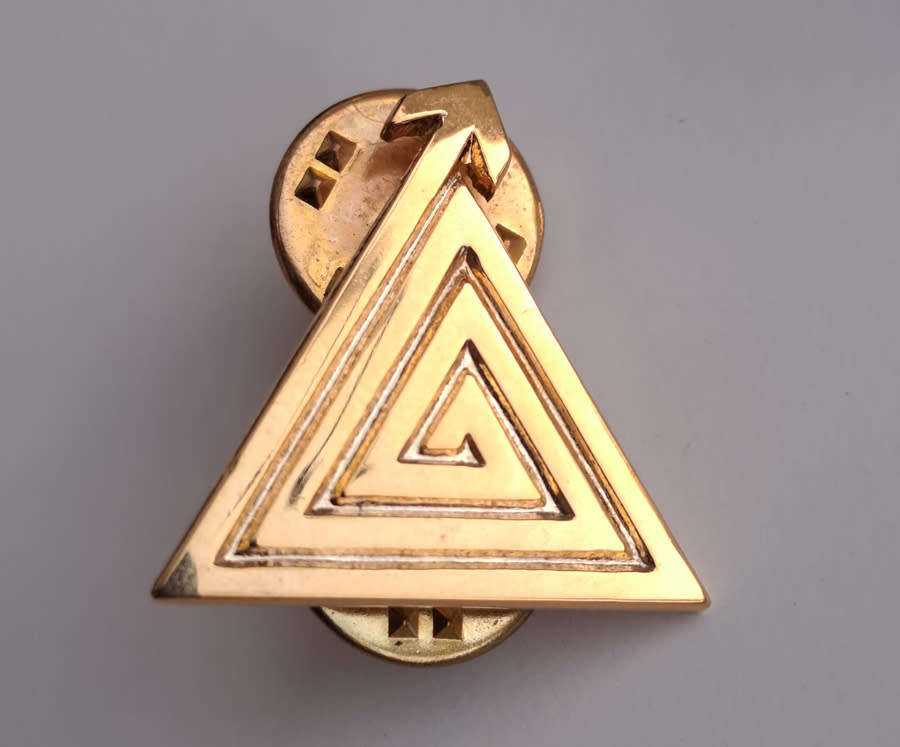 Vintage historic South African banks pin badges and Eskom pin badges