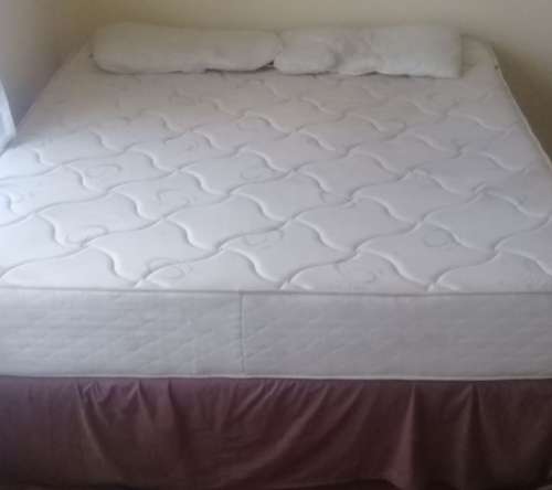 QUEEN SIZE BED WITH BASE. GOOD CONDITION. R 1500 NEG
