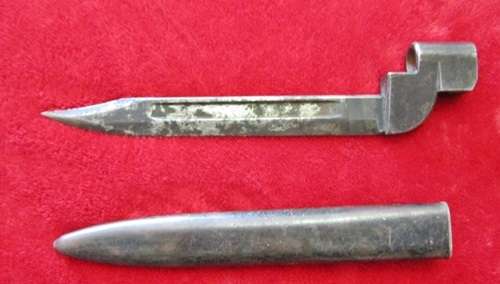 ## Military Issue .303 Bayonet ** Markings - P1949 & J2 ##