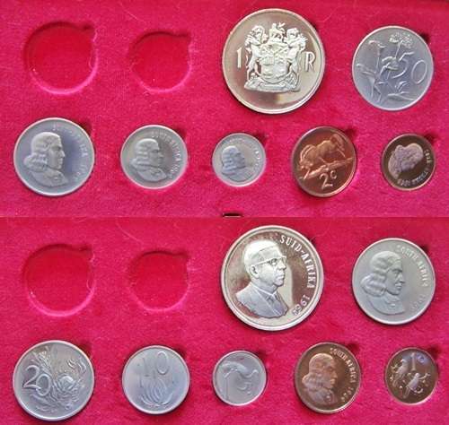 ## 1969 South Africa Long Proof Set ** Note no Gold Coins ##
