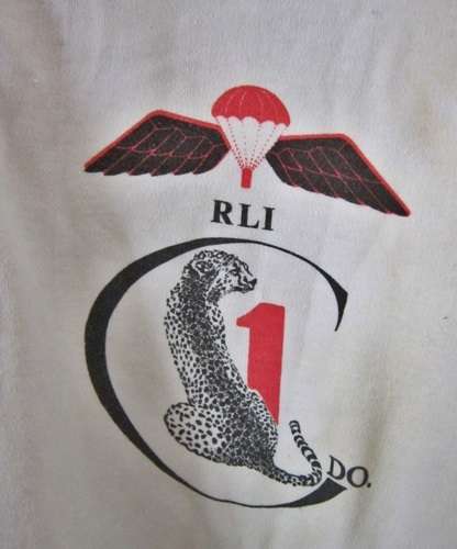 ## T-SHIRT----RHODESIAN LIGHT INFANTRY 1 COMMANDO ** Size 42 ##