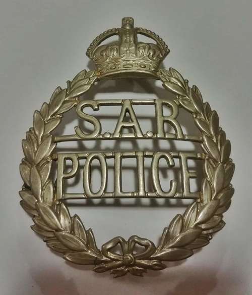 ## South African Railway Police Cap/Helmet Badge ** 1 Lug Replaced ##