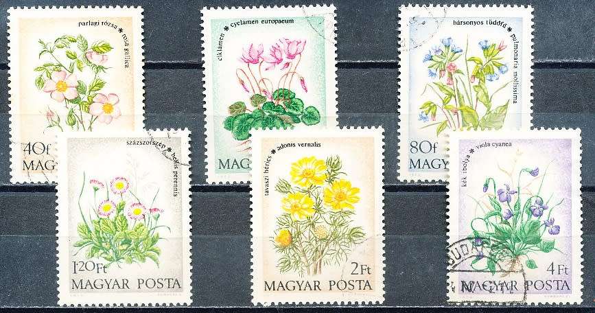 HUNGARY  1973  -   Field Flowers   SET  -   FINE USED