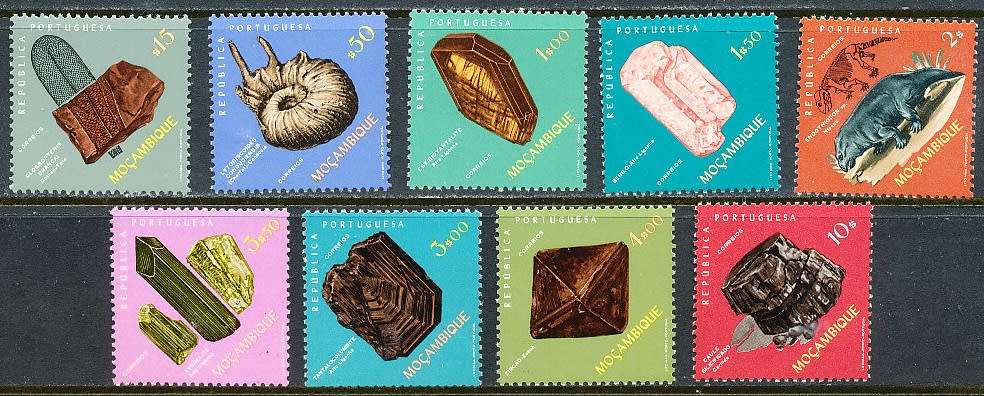 MOZAMBIQUE   - 1971  -    Rocks, Minerals and Fossils   FULL  SET   -   FINE  MINT