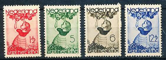 NETHERLANDS  1935  -  Child Care  FULL  SET   -  MINT