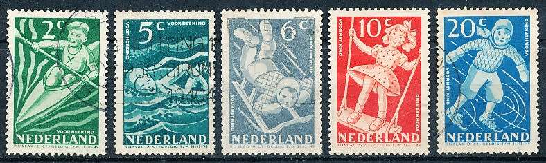 NETHERLANDS  1947  -    Child Care    FULL  SET   -   FINE USED