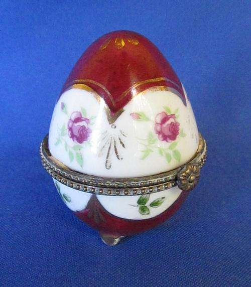 Porcelain Egg Trinket/Keepsake Box