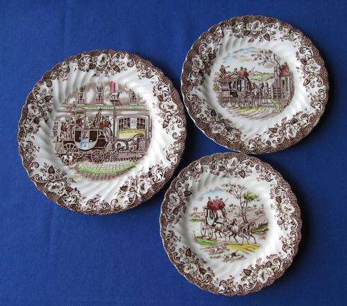 Johnson Bros. Brown Multi Colour "Coaching Scenes" Trio Of Graduated Plates - R1 START!!!