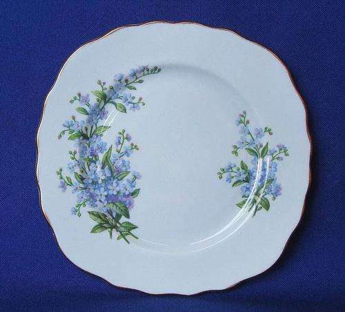 Colclough Tea/Side Plate Pattern #7595