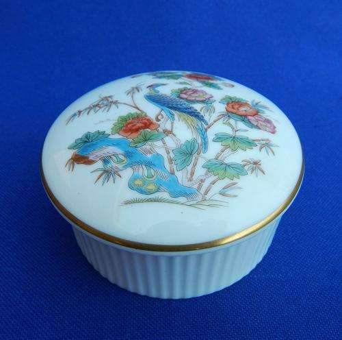Wedgwood "Kutani Crane" Lidded Trinket Box