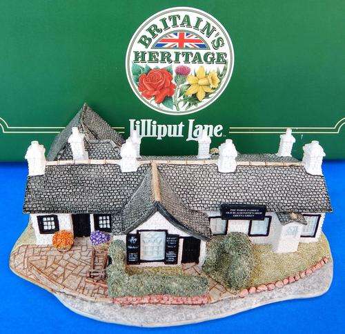 Lilliput Lane Britain's Heritage "The World Famous Blacksmith's Shop Gretna Green" - Large Model