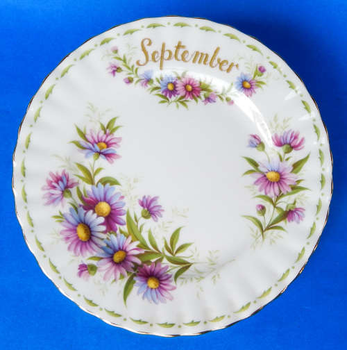 Royal Albert Flower Of The Month Tea/Side Plate - September - Michaelmas Daisy - Made In England