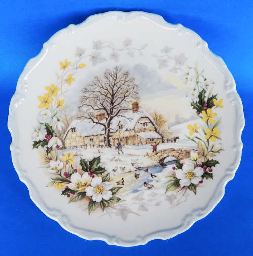 Royal Albert "Cottage Garden Year Series" Collector's Display/Rack Plate - Winter