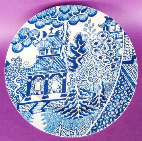 Wedgwood " After Willow" By Robert Dawson Collector's Plate - No 2 PAGODA - Boxed