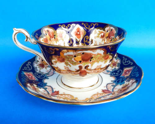Royal Albert  " Heirloom "  Trio - AVON Shape - Made In England