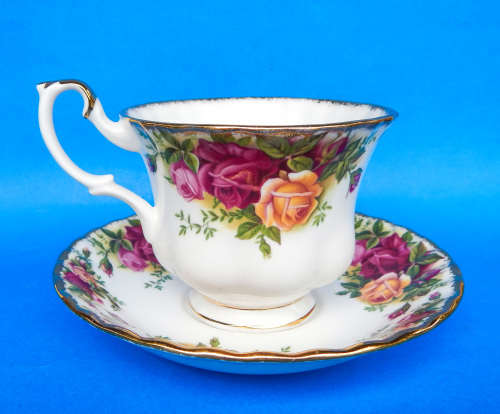 Royal Albert " Old Country Roses " Trio - Made In England