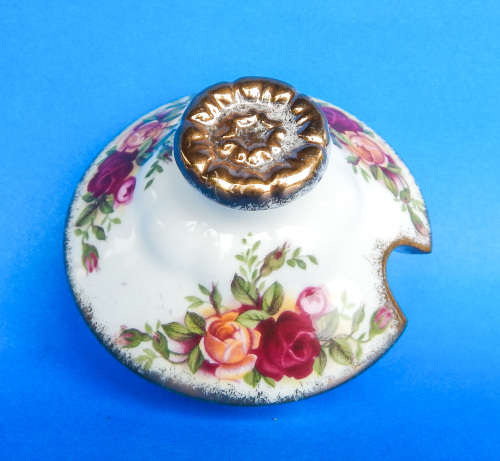 Royal Albert "Old Country Roses" Lidded Preserve Jar - Original 1962 Backstamp - Made In England