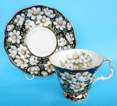 Royal Albert Provincial Flowers Series Duo - Mountain Avens - Made In England