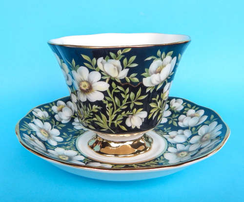 Royal Albert Provincial Flowers Series Duo - Mountain Avens - Made In England