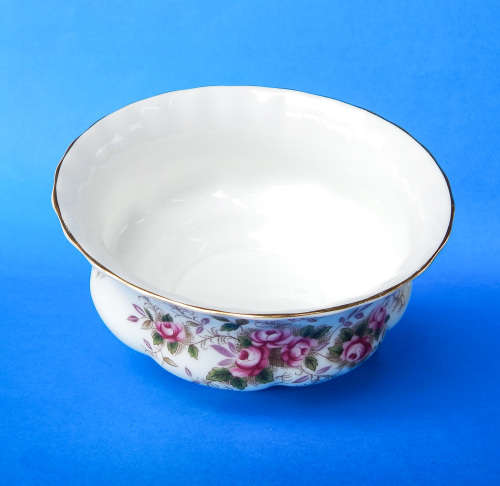 Royal Albert " Lavender Rose " Sugar Bowl - Made In England