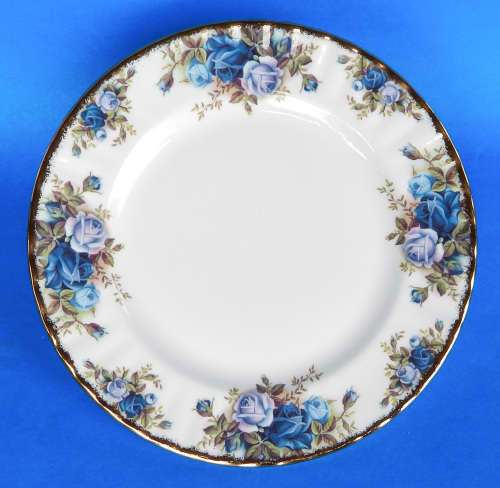 Royal Albert " Moonlight Rose " Entrée/Salad Plate -21 cm - Made In England