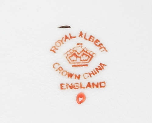 Royal Albert Crown China  " Un-Named Imari Pattern #657 " RARE Small Teapot -1925-1927