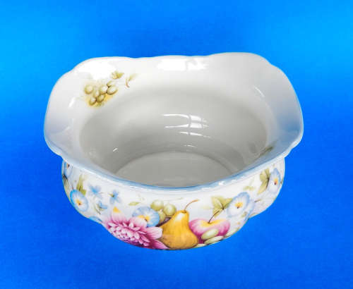 Royal Albert  " Summer Garland "  Oval Sugar Bowl - Made In England