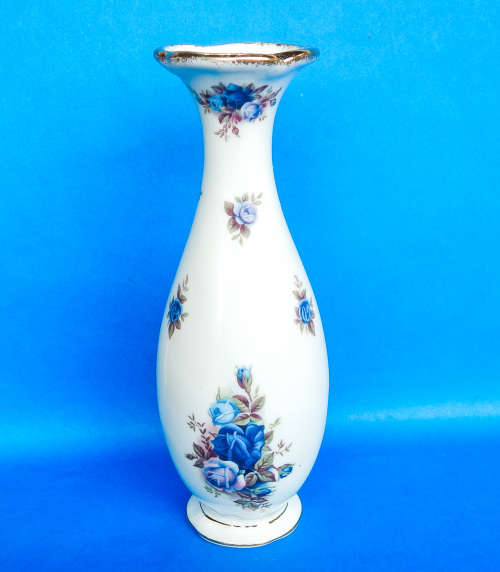 Royal Albert " Moonlight Rose " Bud Vase - Made In England