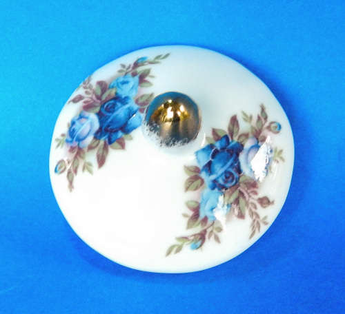 Royal Albert " Moonlight Rose " Dorothy Purse Pot - Made In England
