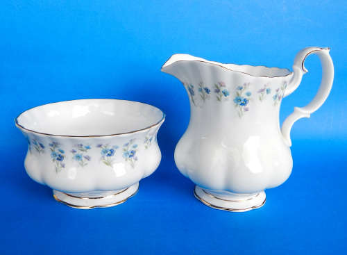 Royal Albert " Memory Lane " Milk Jug And Sugar Bowl - Made In England