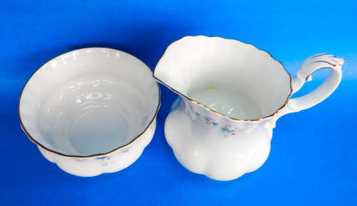 Royal Albert " Memory Lane " Milk Jug And Sugar Bowl - Made In England